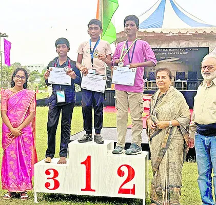 విజయవంతంగా క్రీడోత్సవం 