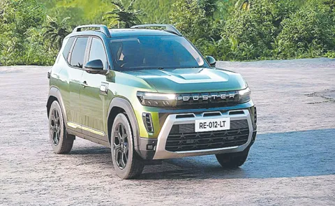 Renault Duster makes a comeback in India3