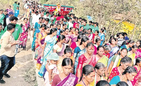 pagididda raju wedding procession to medaram gangaram mahabubabad