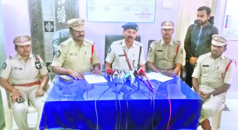 పోక్సో కేసులో 12 ఏళ్లుగా పరారీలో ఉన్న నిందితుడి అరెస్ట్