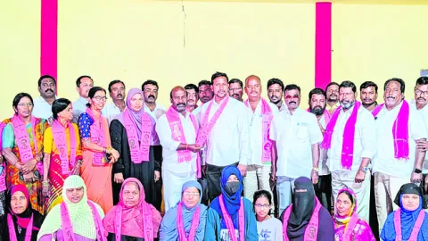 కాంగ్రెస్‌ పాలనలో కానరాని అభివృద్ధి