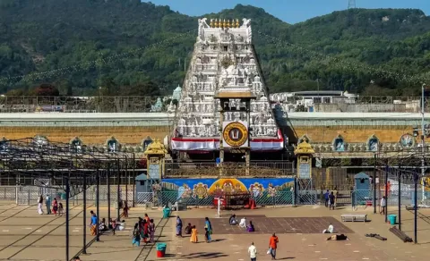 Devotees Rush At Tirumala 