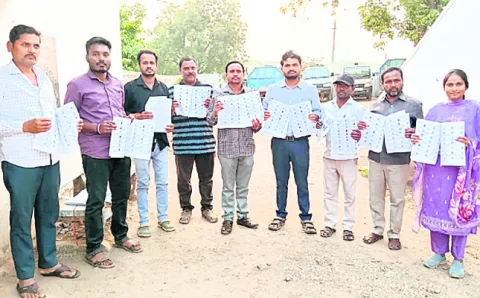 పుర ఓటర్లు 