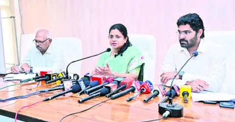 సమస్యల పరిష్కారానికి సహకరించాలి 