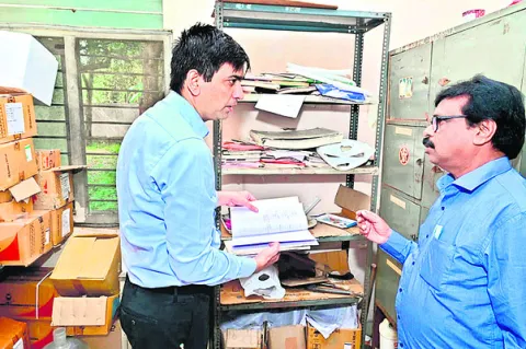 విధుల్లో అలసత్వం వహిస్తే చర్యలు 