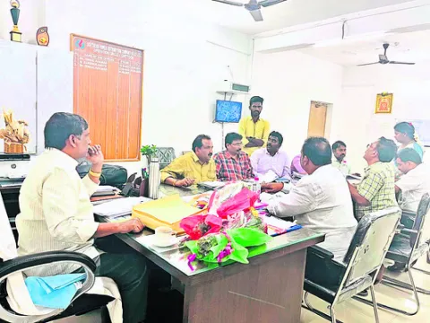 ఆర్‌డీఎస్‌ఎస్‌ పనులు వేగవంతం చేయండి