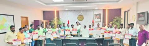 అందరి సహకారంతో జిల్లాకు గుర్తింపు 