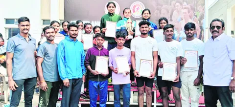 రాష్ట్రస్థాయి పోటీల్లో ప్రతిభ