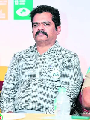 రహదారి భద్రత సామూహిక బాధ్యత 
