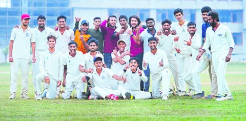 క్రికెట్‌ చాంపియన్‌గా ‘ఎంబీయూ’ 