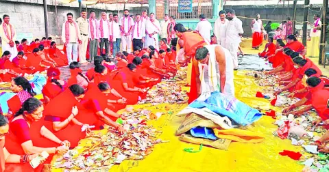 ఐనవోలు ఆలయ హుండీ లెక్కింపు