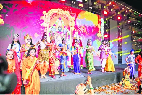 ప్రతీ ఇంటిని గ్రంథాలయంగా మార్చండి