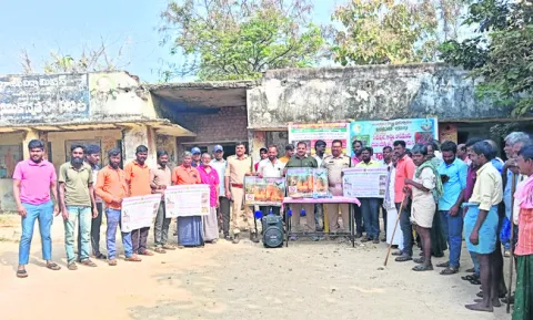 అటవీ సంరక్షణకు సహకరించాలి 