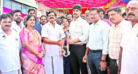 రూ.1.23 కోట్లతో వీధి దీపాలు