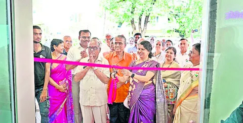 దంత వైద్యశాలలో చోరీ 
