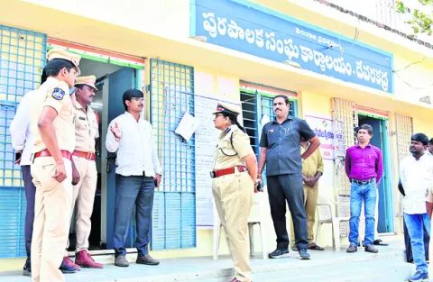 ప్రశాంత వాతావరణంలో మున్సిపల్‌ ఎన్నికలు