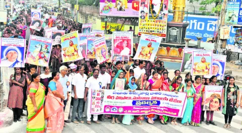 వీర వనితలకు జేజేలు 
