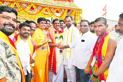 భక్తిశ్రద్ధలతో మహాయాగం 