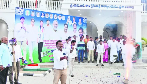 బాబు, లోకేష్‌వి దుర్మార్గపు రాజకీయాలు