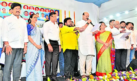 ఆఫ్‌కాఫ్‌ చైర్మన్‌, పాలకవర్గం ప్రమాణ స్వీకారం 