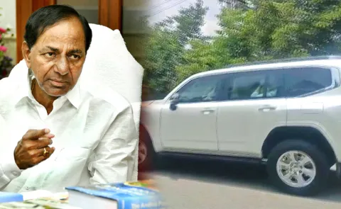 KTR And Jagadeesh Reddy Meets KCR In Erravalli FarmHouse