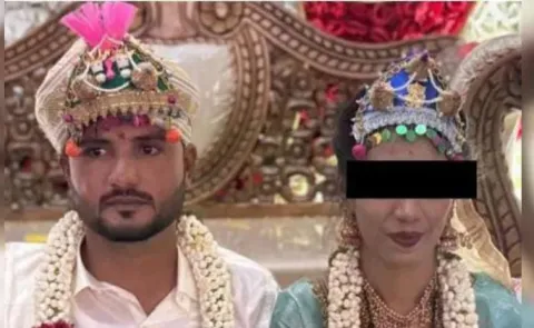 Karnataka Saraswathi Elopes With Lover 2 Months After Marriage