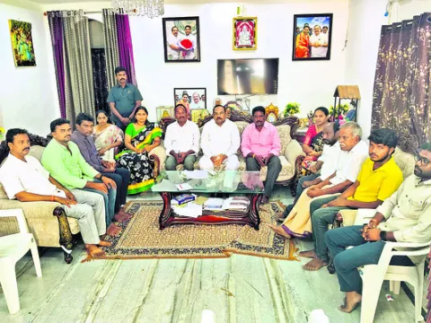 భక్తుల మనోభావాలతో కూటమి ఆటలు 