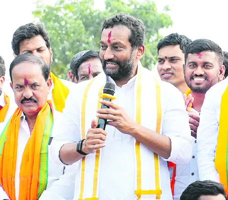 బీజేపీని గెలిపిస్తేనే దుబ్బాక అభివృద్ధి