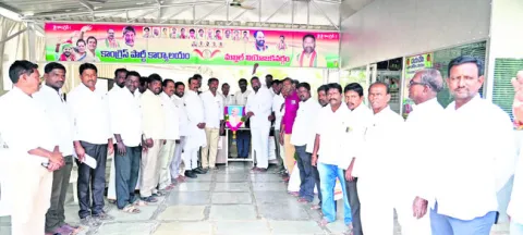 మహాత్ముడి ఆశయ సాధనకు కృషి