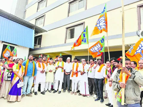 కేంద్రం నిధులతోనే అభివృద్ధి 