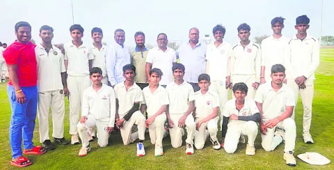 అట్టహాసంగా క్రీడా పోటీలు ప్రారంభం