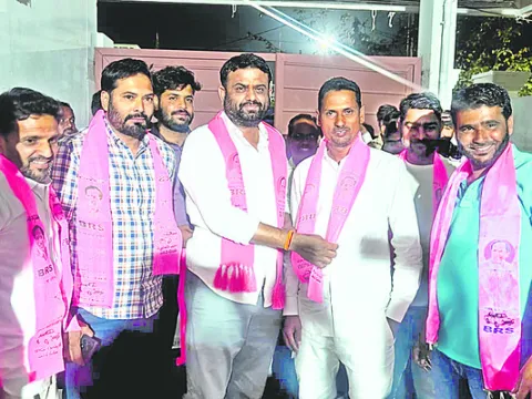 అర్ధరాత్రి హైడ్రామా