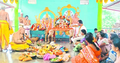 కమనీయం.. లక్ష్మీవేంకటేశ్వరుడి కల్యాణం 