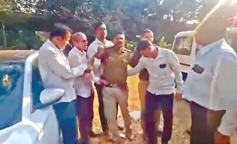 Bengaluru Cop Caught Taking Bribe