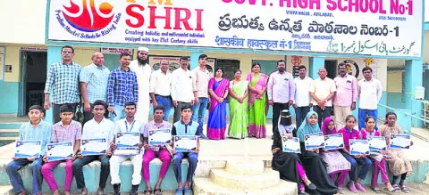 రాష్ట్రస్థాయిలోనూ సత్తా చాటాలి