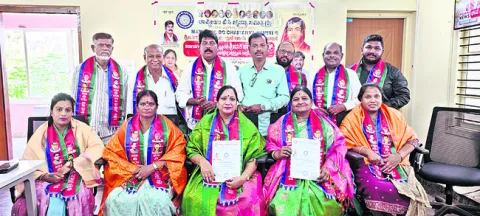 ఉత్తమ సేవలకు సత్కారం