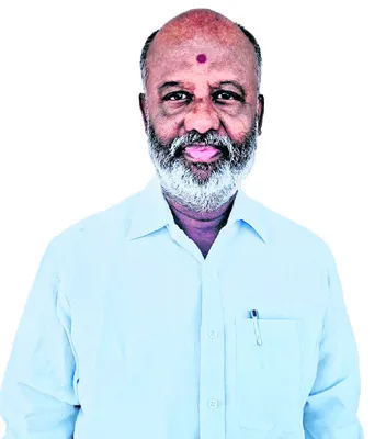 టీచర్లకు ఇచ్చిన షోకాజ్‌  నోటీసులు రద్దు చేయాలి 
