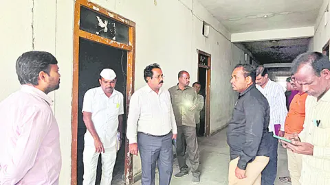 ప్రశాంతంగా మున్సిపోల్స్‌ నిర్వహించాలి