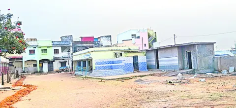 బకాయిలివ్వండి సారూ!