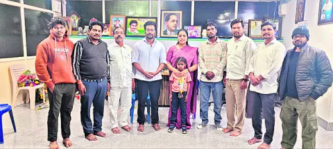 జీవన సత్య పట్టుదల అందరికీ ఆదర్శం