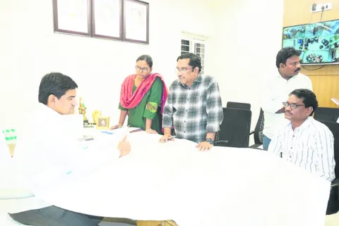 ఉత్తరాంధ్ర సుజల స్రవంతిపై సమీక్ష 