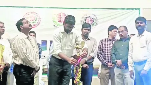 సమన్వయంతో పనిచేయాలి