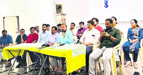 ‘జీవో 229ని వ్యతిరేకిస్తున్నాం’