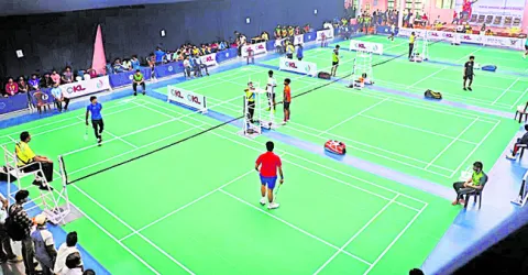 రెండో రోజుకు చేరిన పురుషుల బ్యాడ్మింటన్‌ పోటీలు 