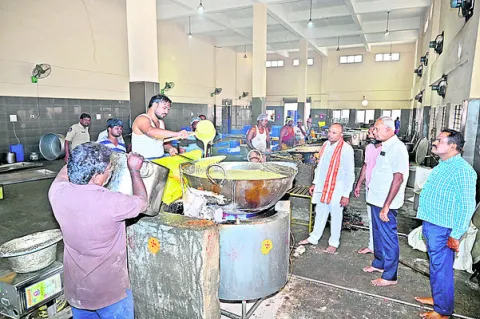 నేడు డయల్‌ యువర్‌ ఎస్‌ఈ 
