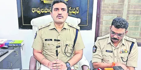 రెచ్చగొట్టే పోస్టులు పెడితే కఠిన చర్యలు 