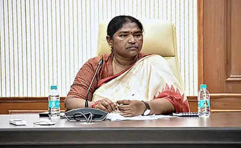 Seethakka appointed core member to oversee MGNREGA Bachao Sangram