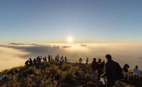 Tourist hotspot Vanjangi Hill gets Renowned as a surreal sunrise retreat13