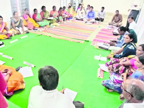 గ్రామానికో సమాఖ్య భవనం 