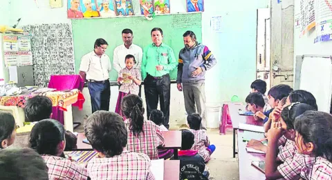 బడుల తనిఖీలు షురూ